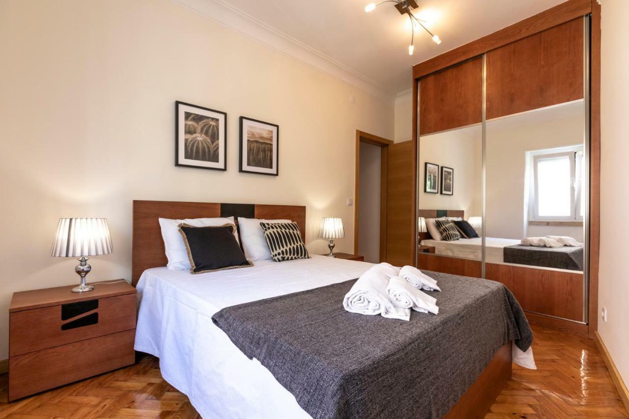 Like-Home-T3 Apt-Campolide, Near Amoreiras Mall Lisboa المظهر الخارجي الصورة