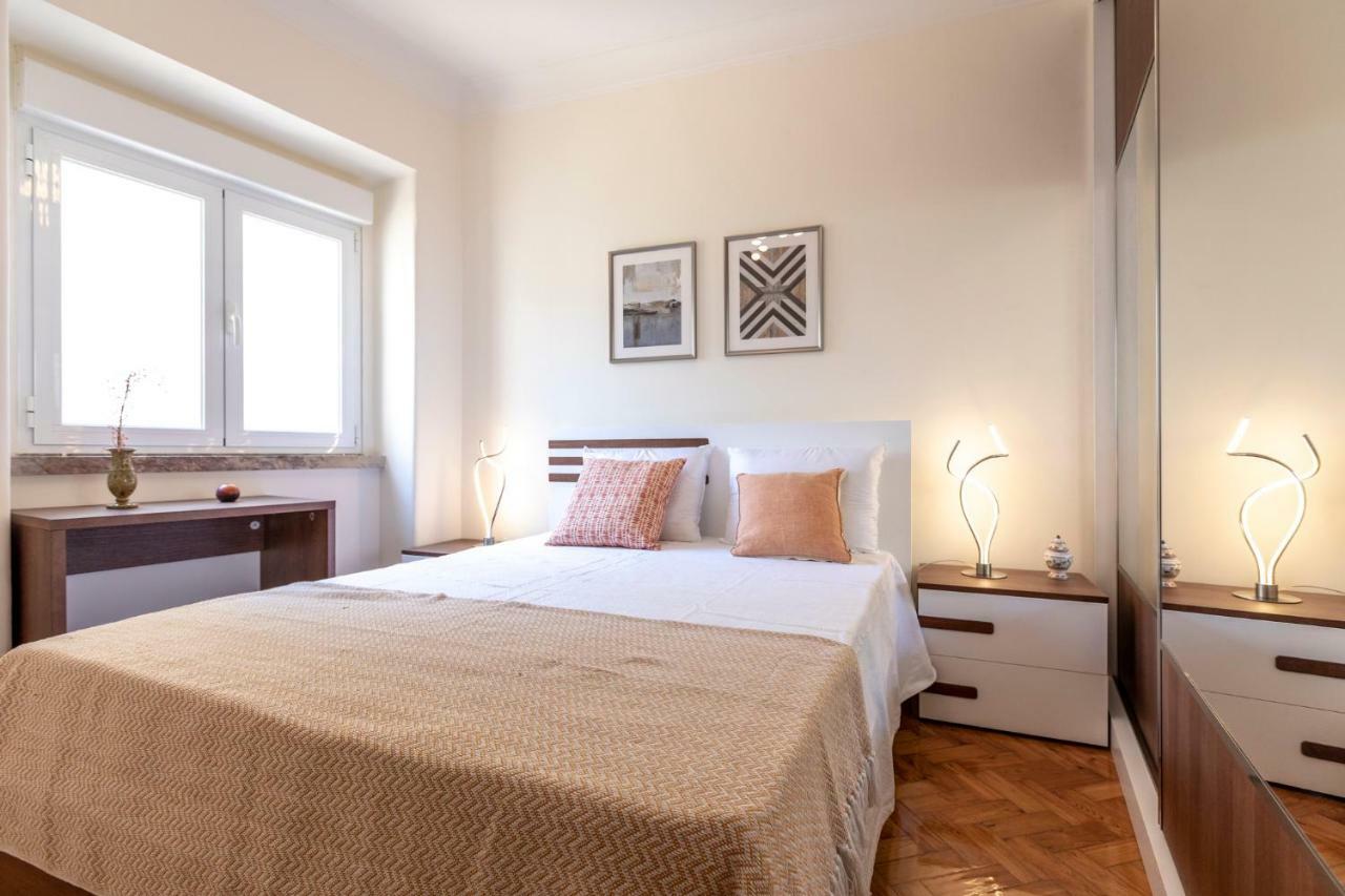 Like-Home-T3 Apt-Campolide, Near Amoreiras Mall Lisboa المظهر الخارجي الصورة