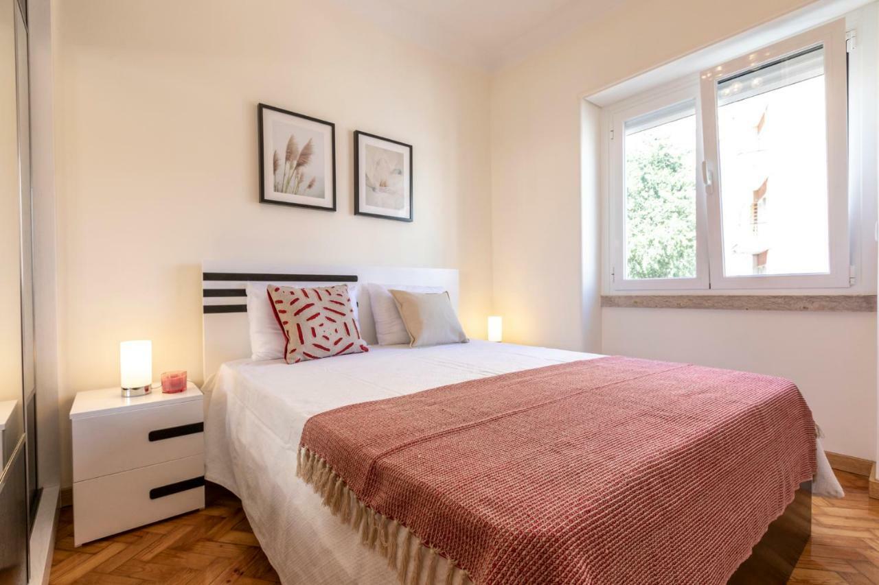 Like-Home-T3 Apt-Campolide, Near Amoreiras Mall Lisboa المظهر الخارجي الصورة